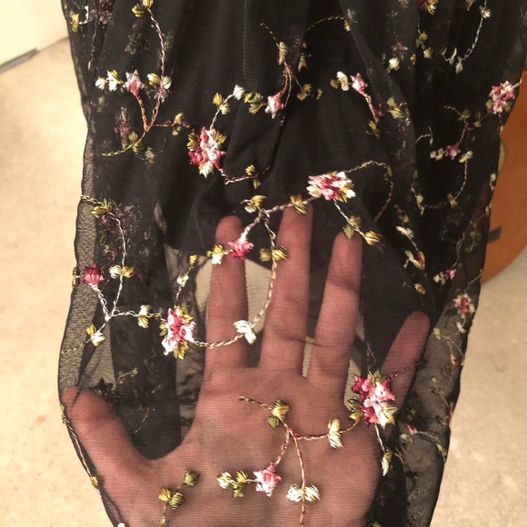 F21 Floral Tulle Skirt - Picture 6 of 10